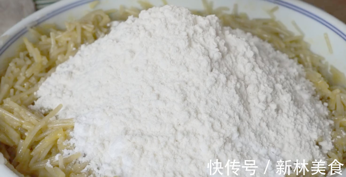酥脆|粉条不要炖着吃了，咱们换个新吃法，一口酥脆，一碗下去真舒坦