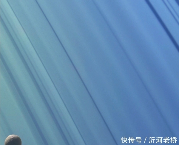 精选一组宇宙大图；地球最美极光图、宇宙有中心吗？