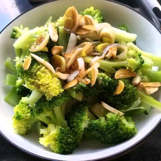 百吃不腻的一道凉菜,解馋下饭,简单美味,招待客人都说好