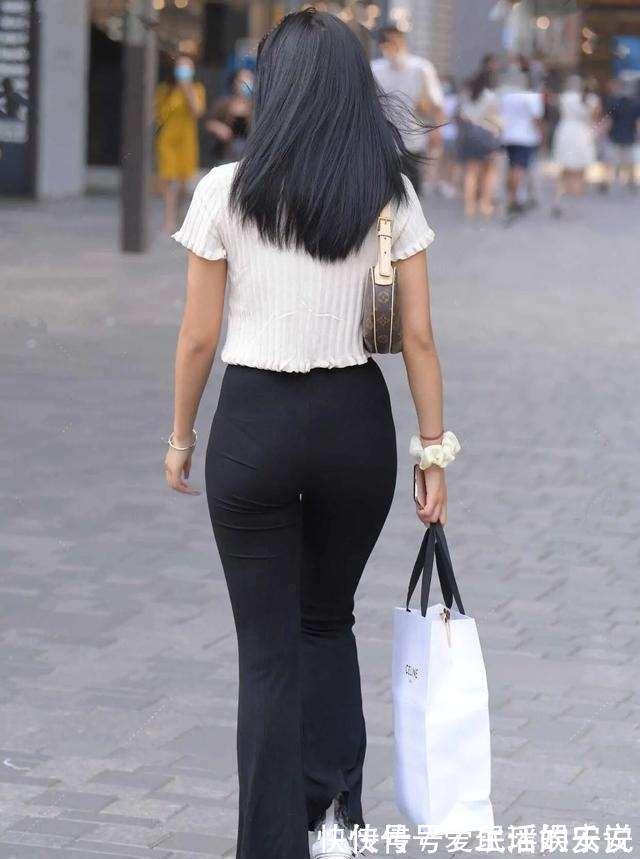 高跟鞋 打底裤带来甜美气息,经典不过时,美感更突出