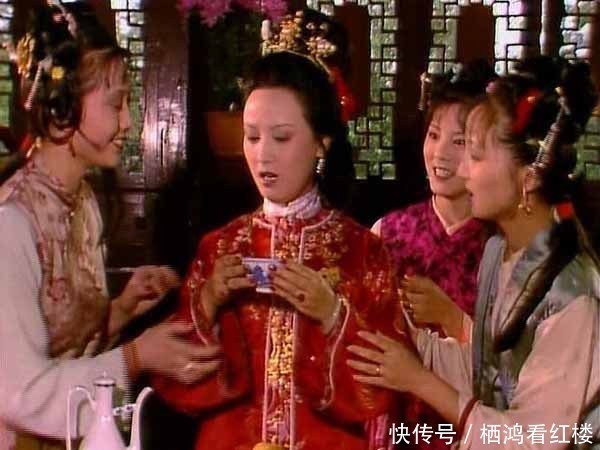 王夫人|贾母将吃剩饭菜赏给儿孙,宠谁给谁?你错了,可不止宠爱这么简单