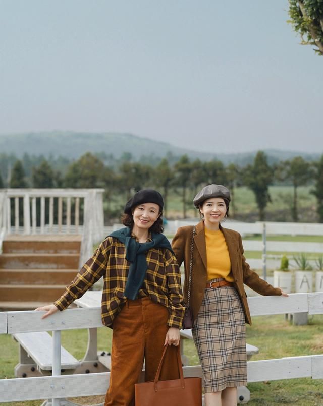 女人|30岁女人不忍拒绝的6款春装搭配,减龄又时尚,这样穿简直美炸了