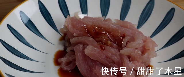 炒蒜苔时，记住不要直接下锅炒，大厨教你多加一步，翠绿入味下饭！