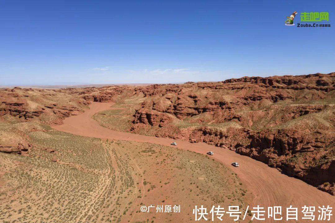 景区|额济纳“黄金盛宴”来了！住景区，穿越无人区峡谷，错过要等一年