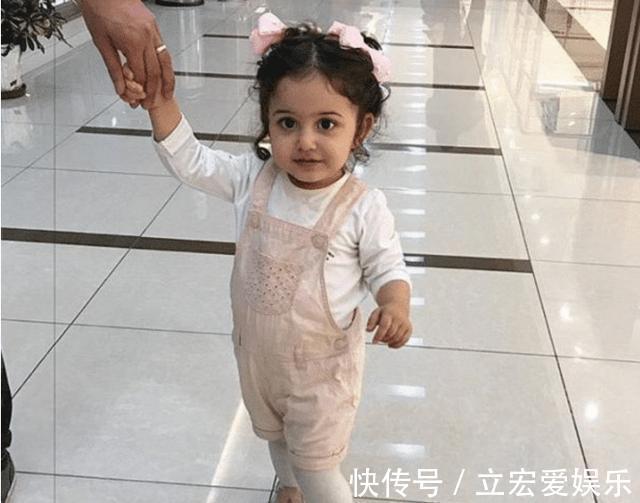 小女孩|丹麦女孩一出生惊艳全国,因太漂亮被称为“最美婴儿”,最后怎样