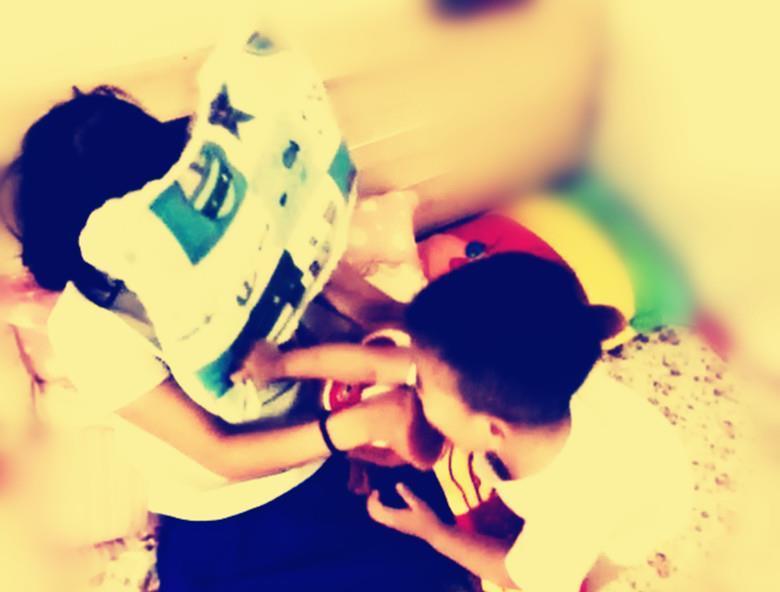 头发|宝宝向家长表达爱意的5个方式,第4个虽暖心但真有点疼!