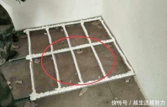 装修|新房装修,老师傅直接铺满一地的骨架贴瓷砖,还说很多人没见过!