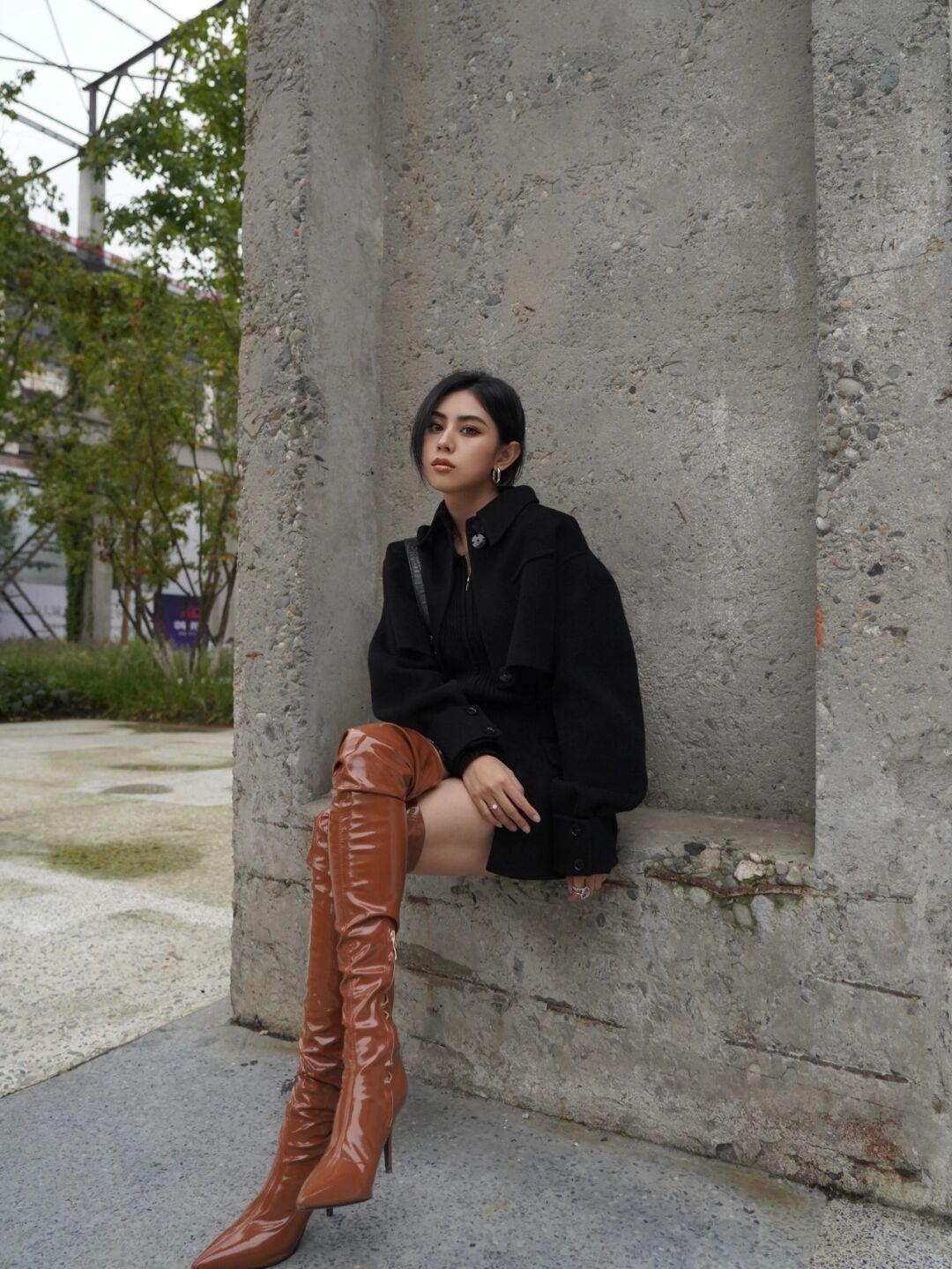 美女 今冬最迷人的一双鞋:长筒靴,尤其是这3色,真是绝了!