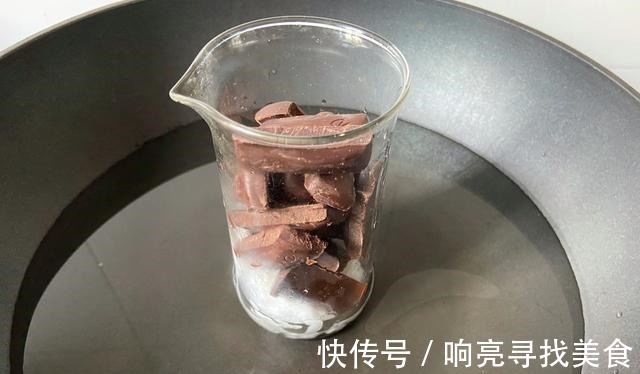 雪糕|不用打蛋器和冰淇淋机,也能做出无冰渣的雪糕,用对配方你也行!