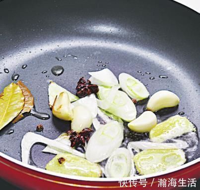 带鱼新做法，不碎不腥，鲜香好味，招待亲朋端上桌倍儿有面