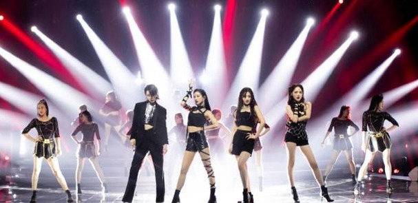 乘风破浪的姐姐|《姐姐》出事了,冠名商被王鸥告上法庭,舆论态势一边倒