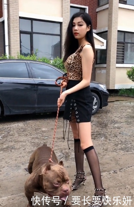 气质|美女你野性的气质跟这条霸气的狗很搭配!
