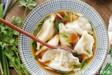 块钱|2块钱一斤,入馅做饺子特鲜,咬一口满嘴汁,比芹菜黄瓜馅好吃