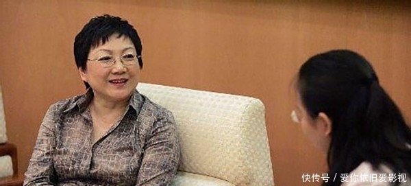 邓小平五个子女不同人生,艰难岁月仍积极
