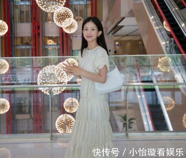 超模|不起眼的基础款服装怎么搭配才好看?只要穿对了,气质不输超模