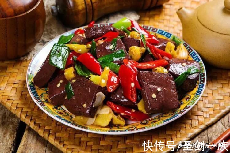 好吃到舔盘的12道家常菜，在家自己动手做，吃着放心又健康