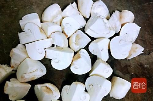 它被誉为地里生长的“天然青霉素”，隔三岔五吃一点，增强免疫力
