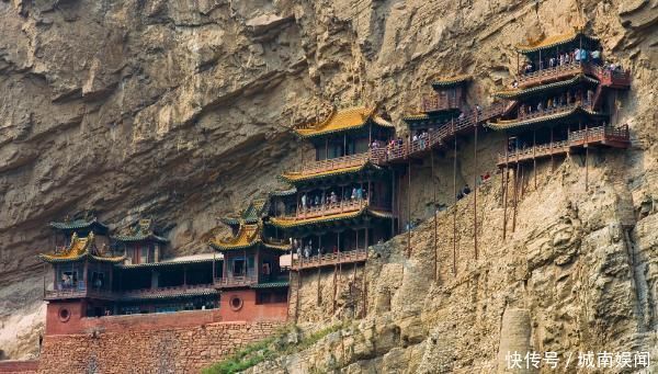 佛教|我国最惊险的寺庙，悬挂在悬崖上，堪称建筑史上的奇迹