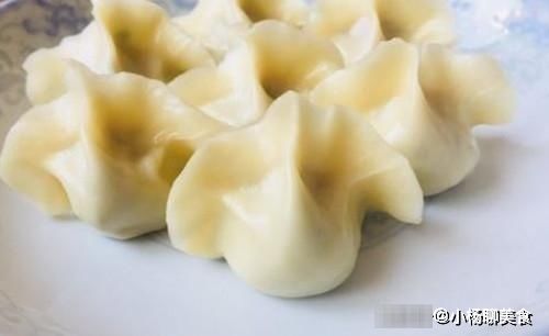 忌讳|做饺子最忌讳的调味料，很不人不懂乱加，难怪你做的饺子不好吃