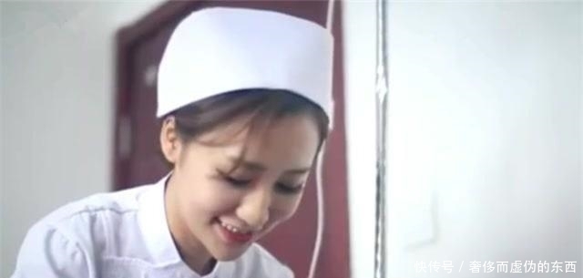 产妇们|生娃时传来“噗”的一声,90后孕妈涨红了脸,护士的反应却很暖心