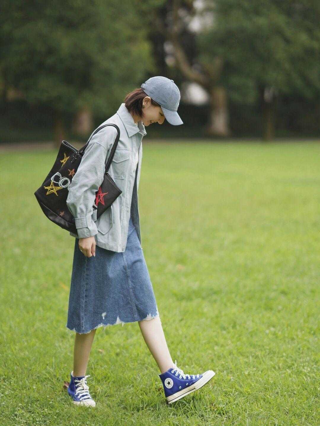 背带裙|这个秋季,让搭配来得更清新一些吧!