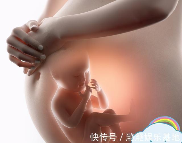 宝宝|为什么新生儿抱着睡得香,放下就醒呢?这三大原因,宝妈要知晓