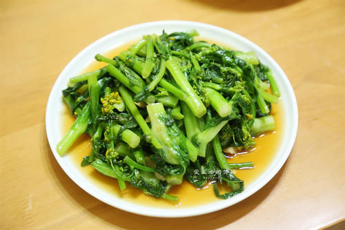 南宁一家六口的午餐,发朋友圈火了,过日子丰俭由人,拒绝精致穷