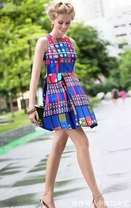 包臀裙|连衣裙搭配一字高跟鞋,美翻一条街!