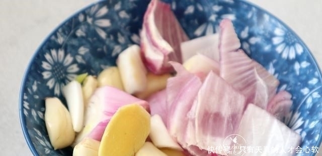 不論有錢沒錢,男人要多吃這道菜,對(duì)強(qiáng)壯身體非常有好處