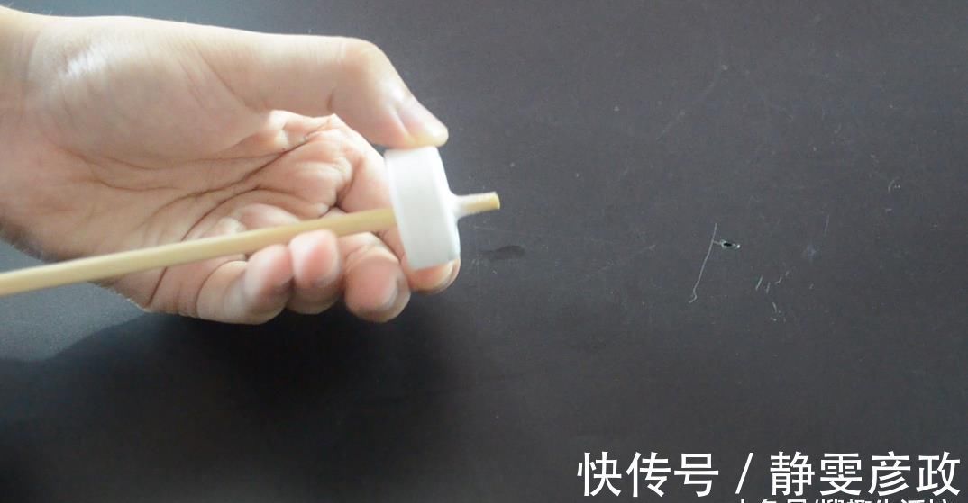 塑料瓶|瓶盖上面戳一个洞, 没想到还有这个作用, 看完你会感谢我的
