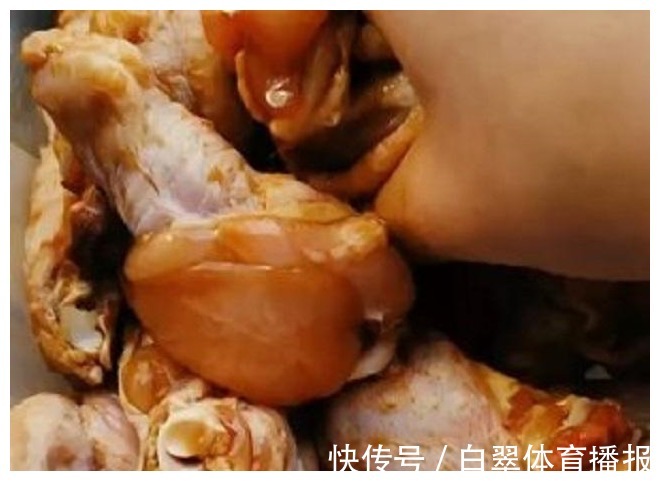 汤汁|追剧不知道吃什么？只要简单几步，在家就能做非常好吃的可乐鸡翅