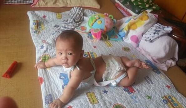 家长|宝宝“先爬后走”与“不爬就走”,这3大差距太明显,家长别大意