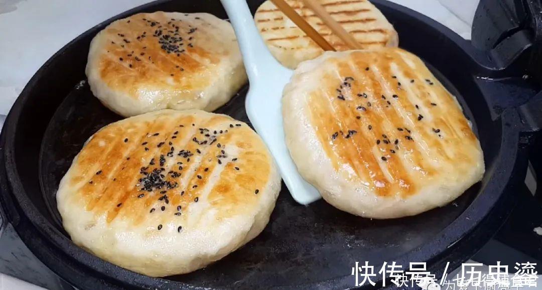 红薯馅饼|红薯别只会烤着吃了，锅里蒸一蒸，个个松软香甜，想吃都买不到