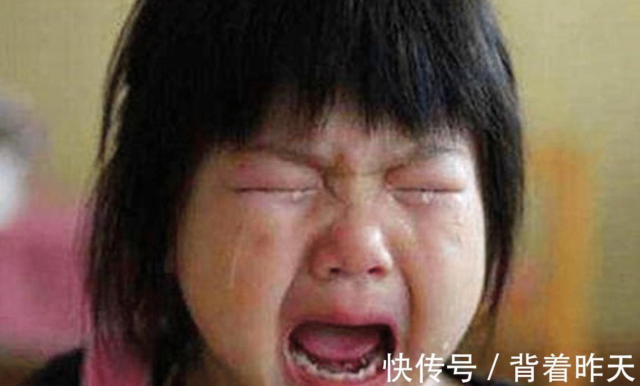 作业|爸爸神操作把娃气哭,辛苦写完的作业“消失”了,高级文具惹的祸