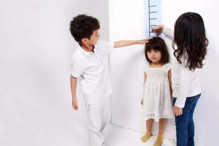 ''2021年儿童身高对照表''出炉，你家娃是高是矮，一看一个准