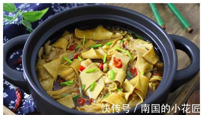 金针菇豆皮卷|比肉好吃的一道素菜，不炒不炸，营养健康，敞开吃也不怕长肉