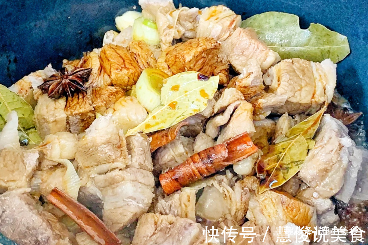 番茄“最佳搭档”不是鸡蛋,而是此菜!随便一炖,鲜香好吃养脾胃