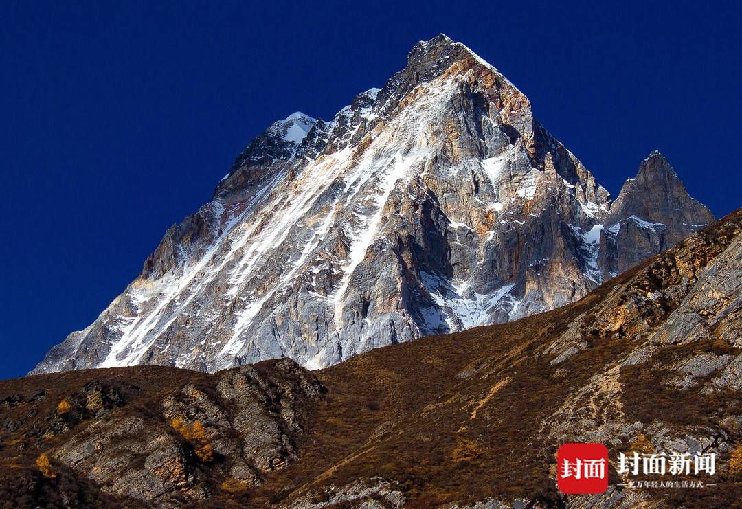 山峰|十二年追峰路：他为山峰拍“证件照” 贡嘎山高度做网名｜图集