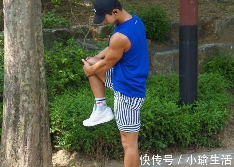 小伙子|小伙子健身4年, 看似18岁实际24岁, 肌肉身材很有男性魅力!