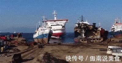 |搞笑GIF:单身久了真可怕 看什么都觉得在看美女