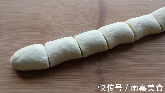 早餐不知道吃什么？试试特色千层饼，柔软多层，好吃还补钙！