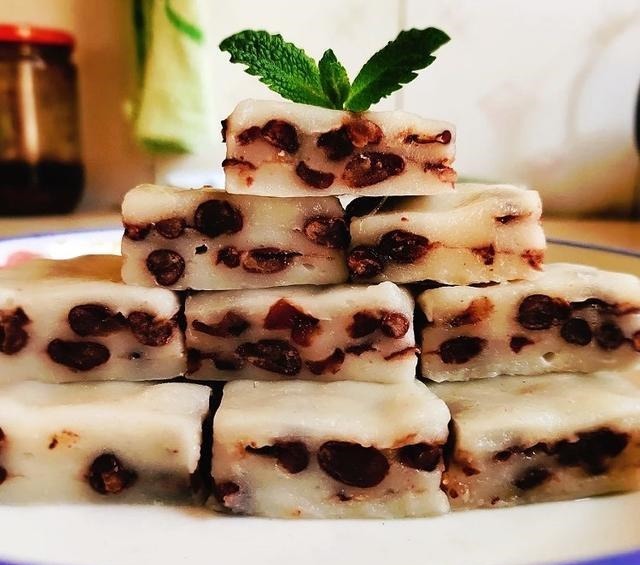 糯米红豆糕千万不要出去买,自己在家动手做,三个步骤就学会了!