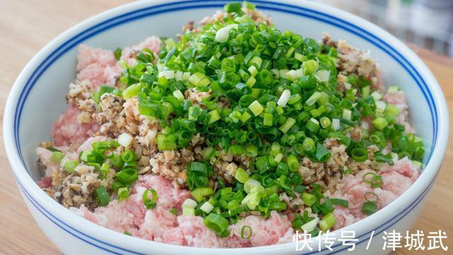 秋冬交替，最该吃这蒸菜，鲜嫩营养好吃不贵，不燥不热顺利过寒冬