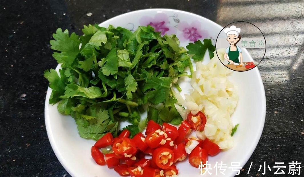 凉拌|夏季“减肥菜”，不加一滴油，清脆爽口，夏天常吃，衣服回归S码
