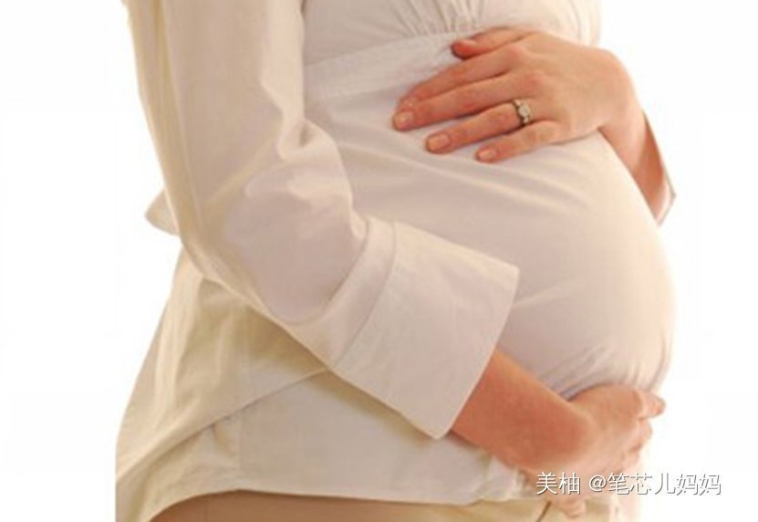 妈妈|胎儿的大小，跟孕妈吃多少关系不大，胎儿的大小跟这6个因素有关