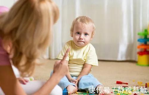 家长|当孩子乱发脾气时,父母只需做一件事,比一万句道理还管用