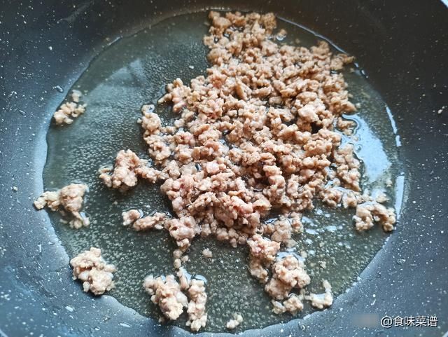 肉馅|饺子皮别浪费了，教你4种创新吃法，皮脆馅香，上桌孩子们抢着吃