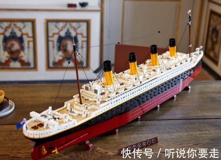 tit乐高LEGO年度巨献「泰坦尼克号」：9千多块积木，再现震撼经典