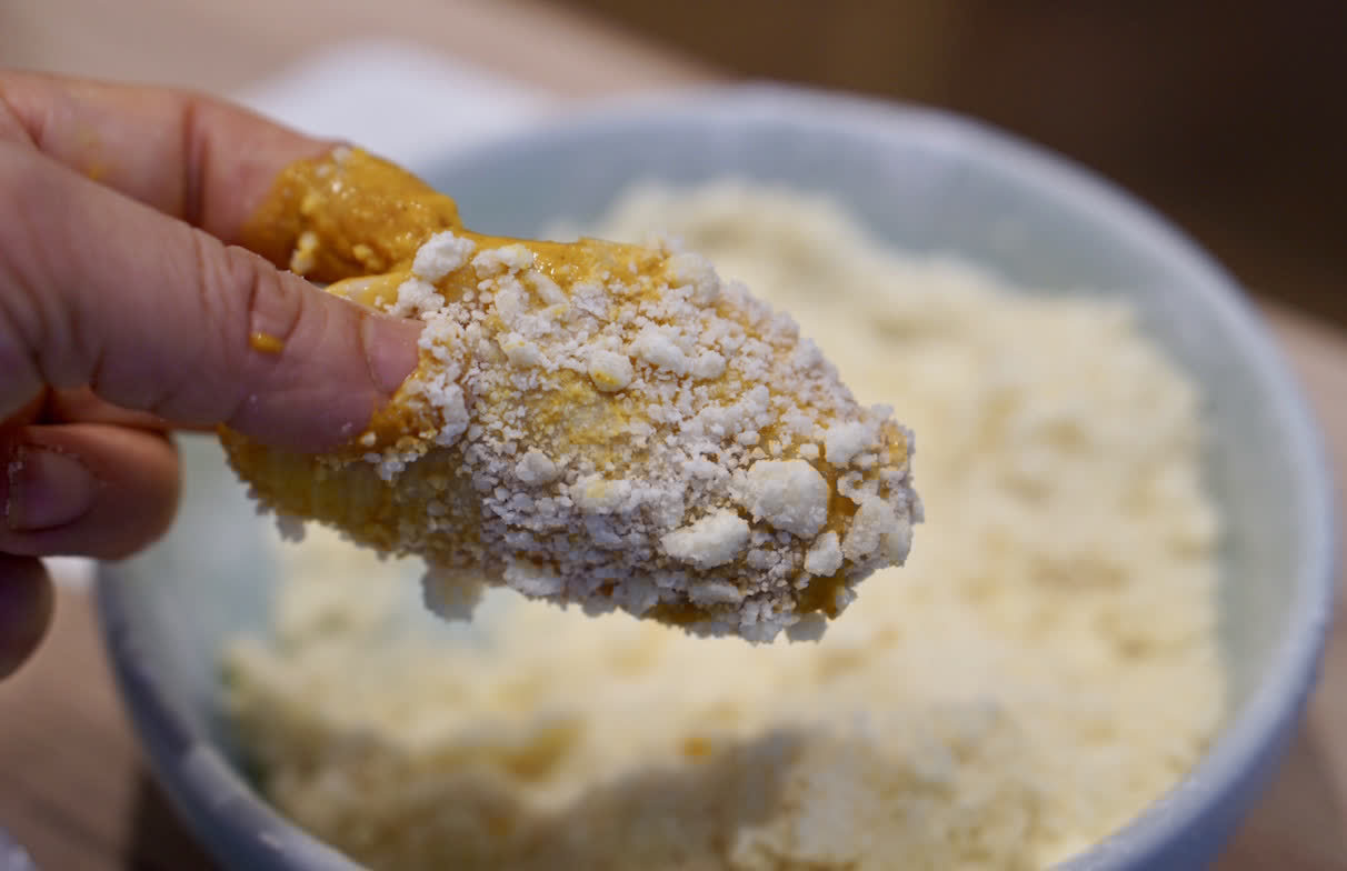 好吃|把鸡翅换一种吃法,咖喱风味浓郁,好吃到一块都不剩