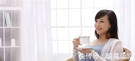 过度肥胖|500斤孕妇进医院成功顺产,母子平安,丈夫看到宝宝后却愣在原地